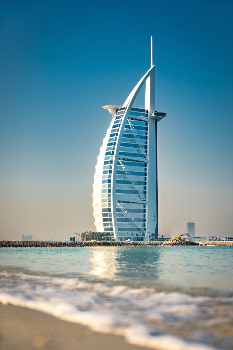 A guide for dubai rentals: are dubai hotel apartments better then renting other dubai properties.